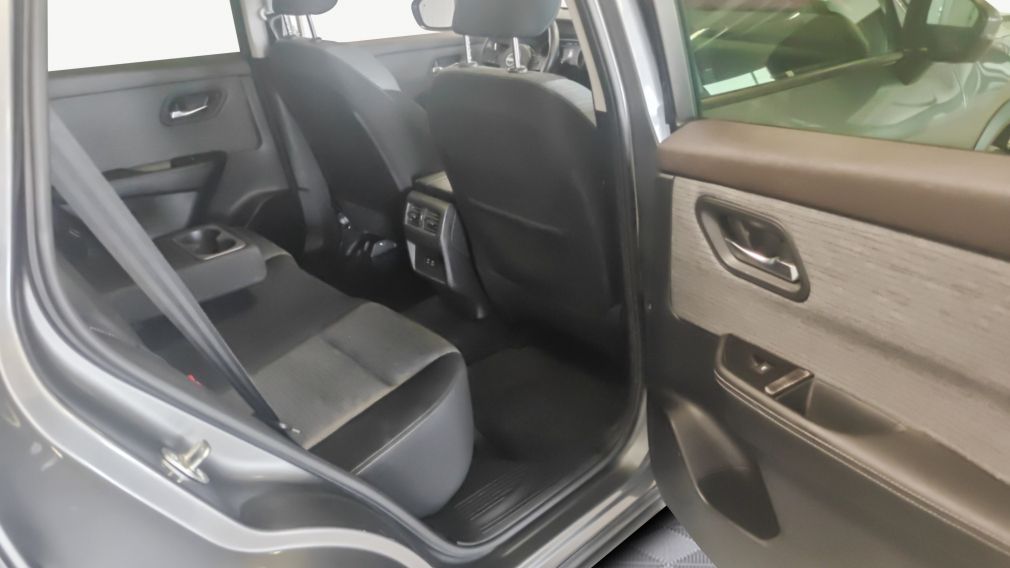 Nissan Rogue SV Moonroof 2023 d&rsquo;occasion à vendre - 16