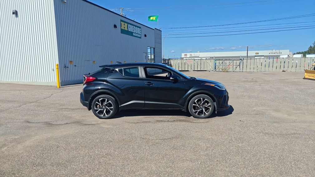 Toyota C-HR XLE Premium 2020 d&rsquo;occasion à vendre - 8