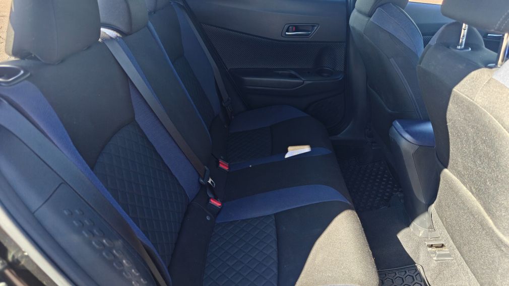 Toyota C-HR XLE Premium 2020 d&rsquo;occasion à vendre - 19