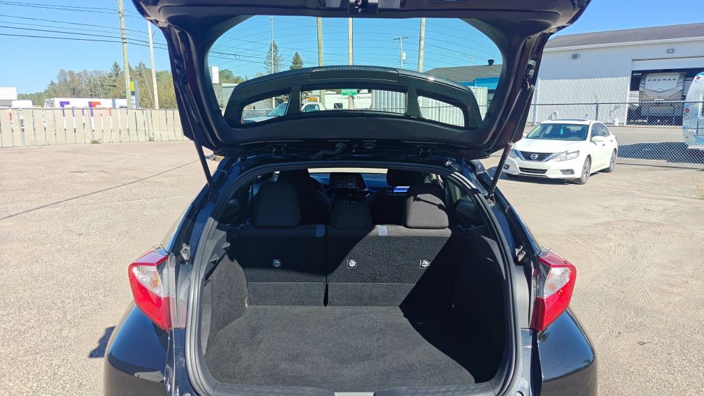 Toyota C-HR XLE Premium 2020 d&rsquo;occasion à vendre - 20