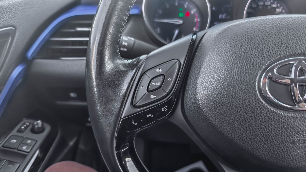 Toyota C-HR XLE Premium 2020 d&rsquo;occasion à vendre - 10