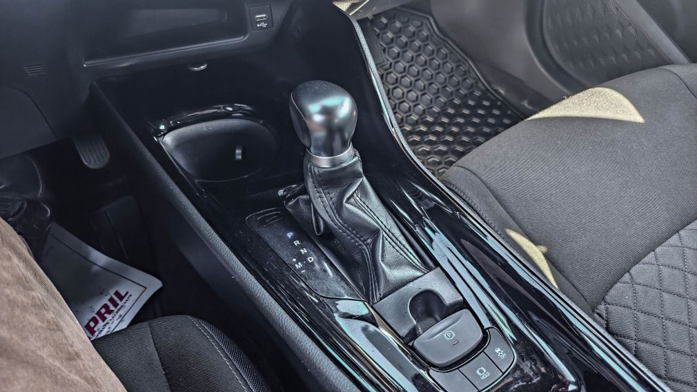 Toyota C-HR XLE Premium 2020 d&rsquo;occasion à vendre - 14