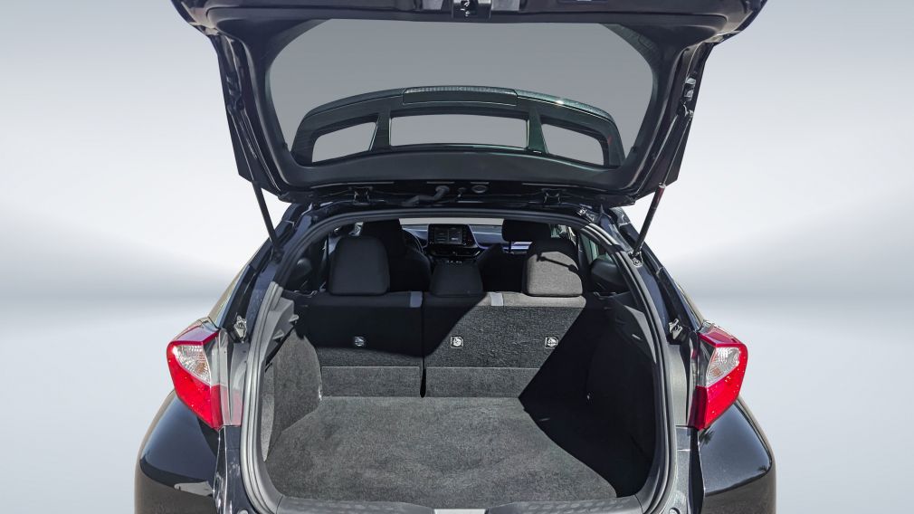 Toyota C-HR XLE Premium 2020 d&rsquo;occasion à vendre - 20