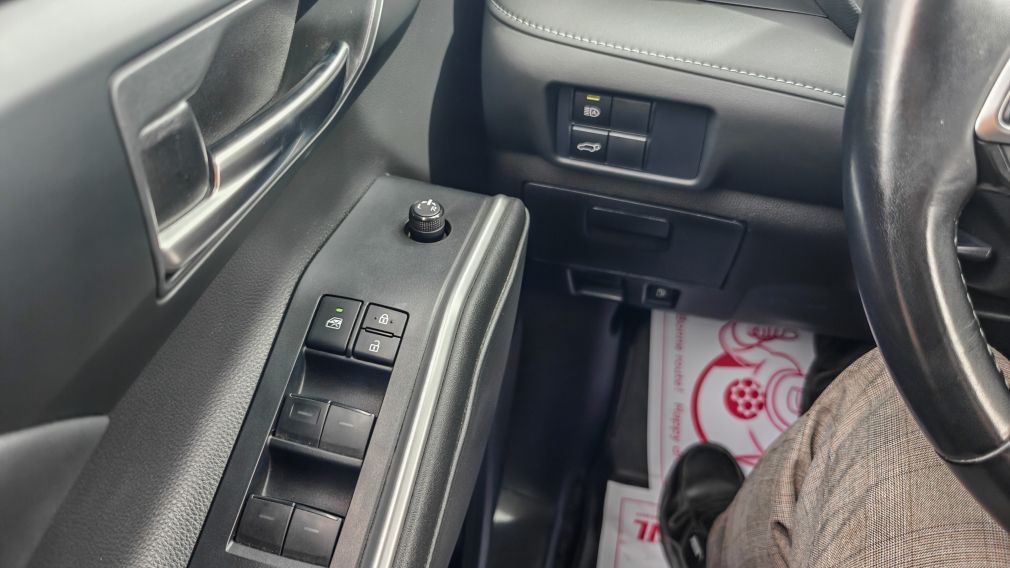 Toyota Highlander XLE 2020 d&rsquo;occasion à vendre - 15