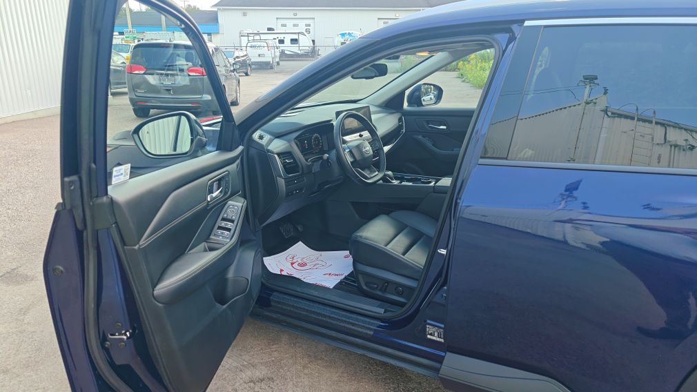 Nissan Rogue SL 2025 d&rsquo;occasion à vendre - 9