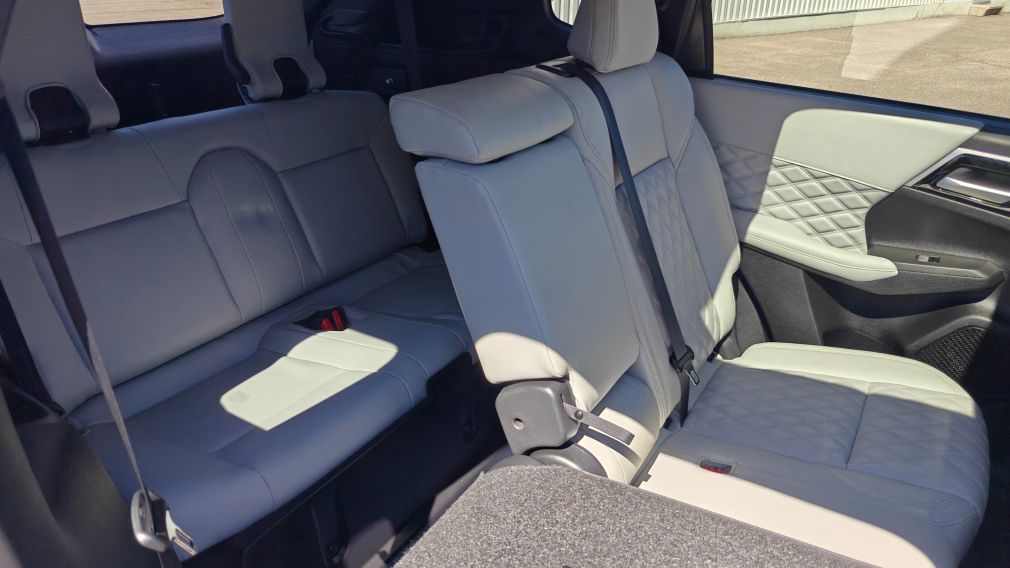 Mitsubishi Outlander SEL 2024 d&rsquo;occasion à vendre - 17