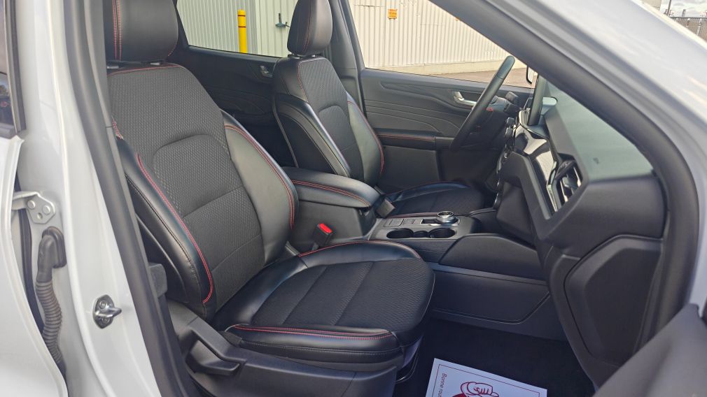 Ford Escape ST-Line 2025 d&rsquo;occasion à vendre - 15