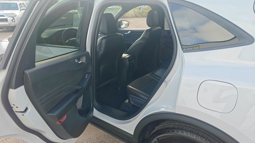 Ford Escape ST-Line 2025 d&rsquo;occasion à vendre - 16