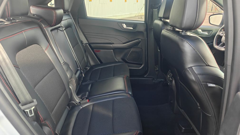 Ford Escape ST-Line 2025 d&rsquo;occasion à vendre - 18