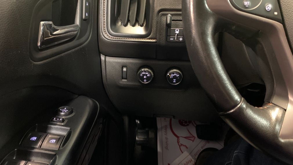 GMC Canyon 4WD AT4 w/Cloth 2021 d&rsquo;occasion à vendre - 15