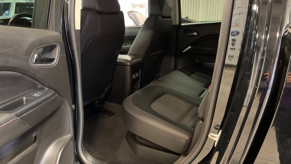 GMC Canyon 4WD AT4 w/Cloth 2021 d&rsquo;occasion à vendre - 16