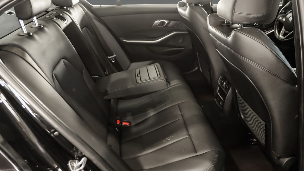 BMW 330I 330i xDrive 2019 d&rsquo;occasion à vendre - 27