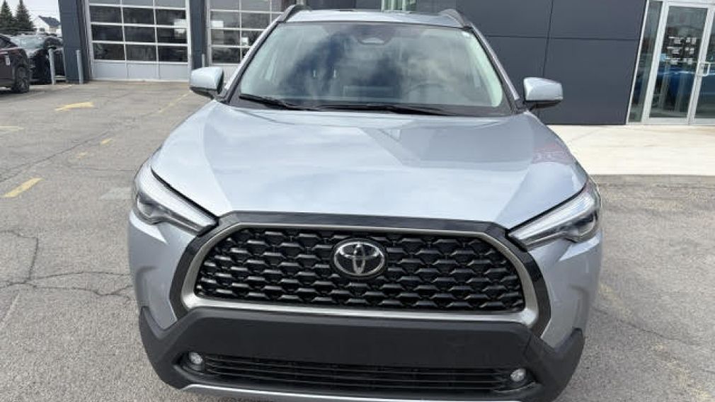 Toyota Corolla XLE 2024 d&rsquo;occasion à vendre - 2