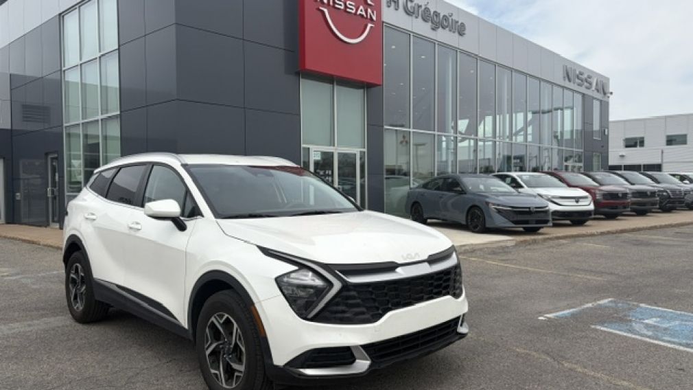 Kia Sportage LX 2023 d&rsquo;occasion à vendre - 1