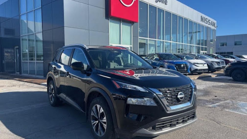 Nissan Rogue SV Moonroof