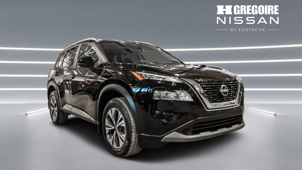 Nissan Rogue SV Moonroof