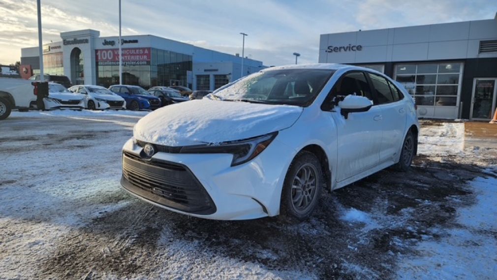 Toyota Corolla Hybrid LE 2024 d&rsquo;occasion à vendre - 4