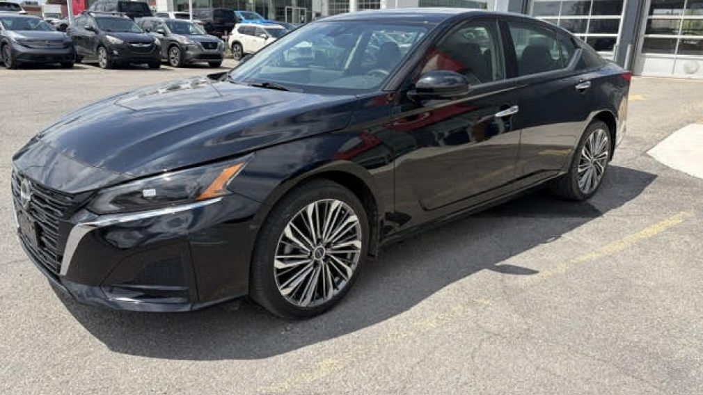 Nissan Altima Platinum 2024 d&rsquo;occasion à vendre - 4