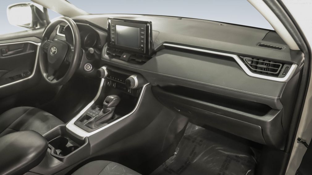 Toyota Rav 4 LE 2020 d&rsquo;occasion à vendre - 27