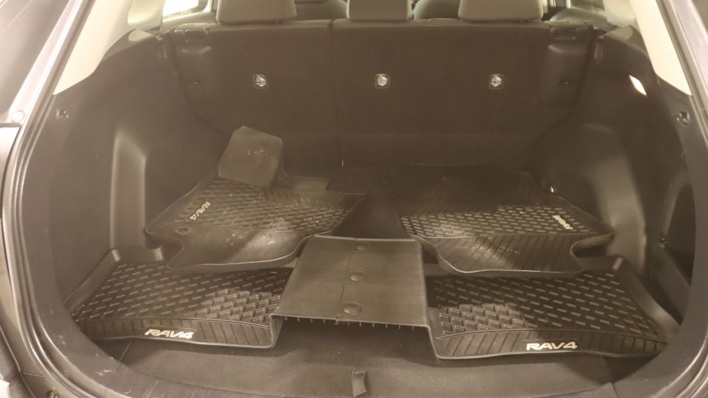 Toyota Rav 4 Hybrid XLE 2022 d&rsquo;occasion à vendre - 36