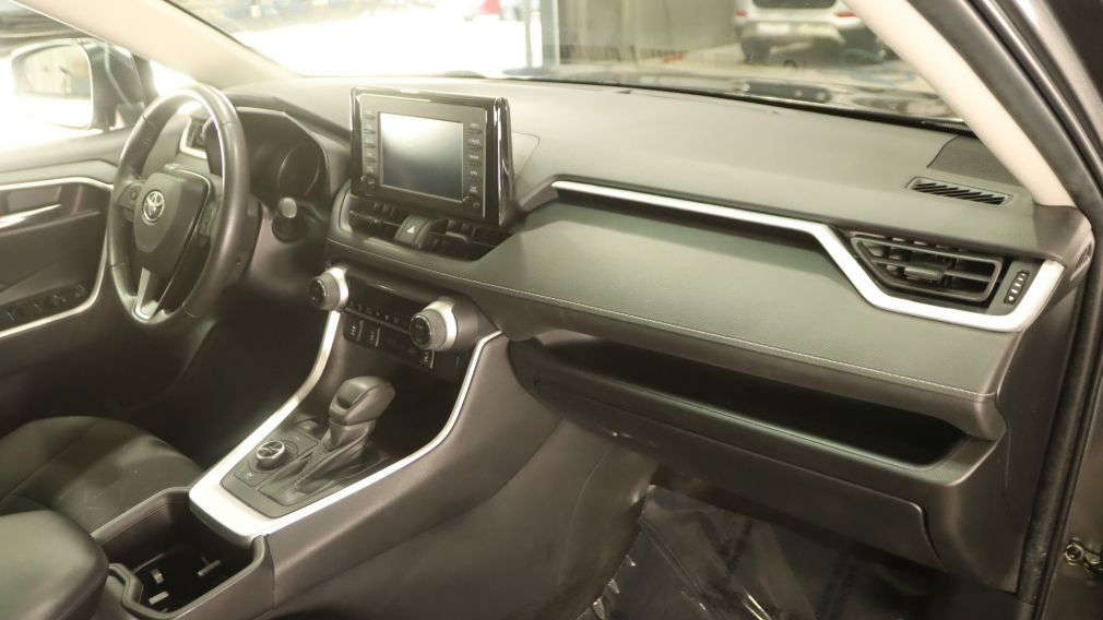 Toyota Rav 4 Hybrid XLE 2022 d&rsquo;occasion à vendre - 38