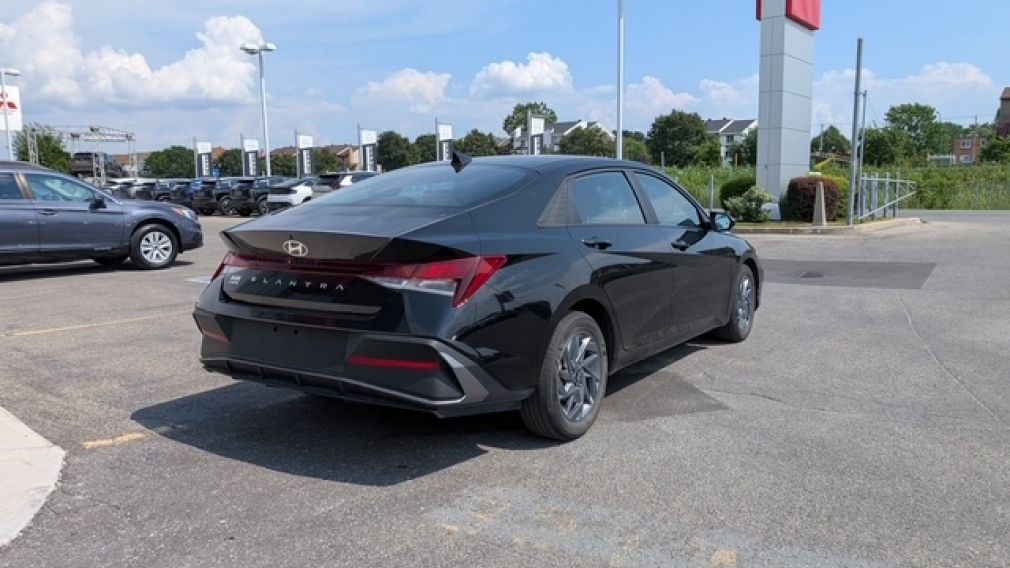 Hyundai Elantra Preferred 2024 d&rsquo;occasion à vendre - 9