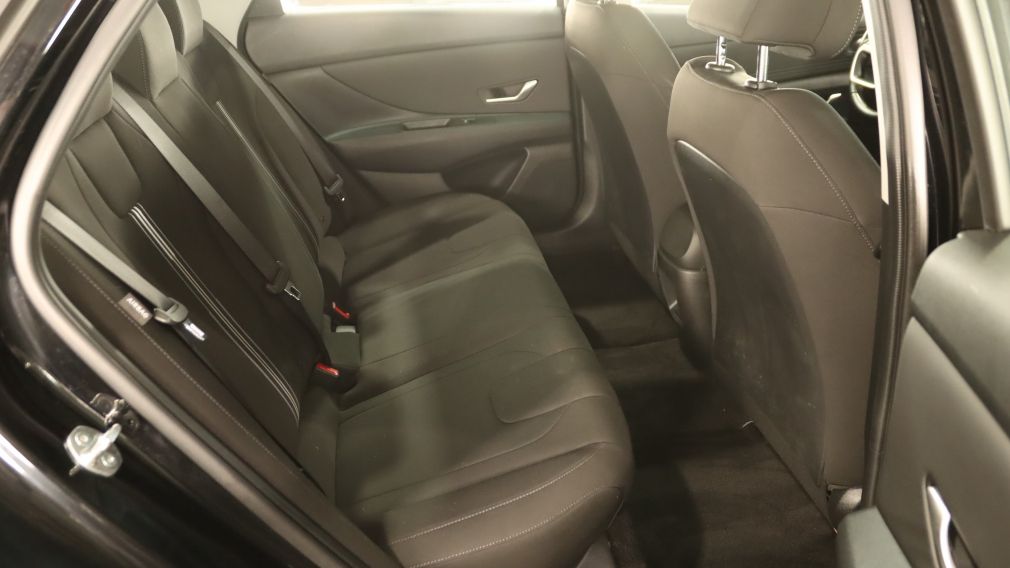 Hyundai Elantra Preferred 2024 d&rsquo;occasion à vendre - 32