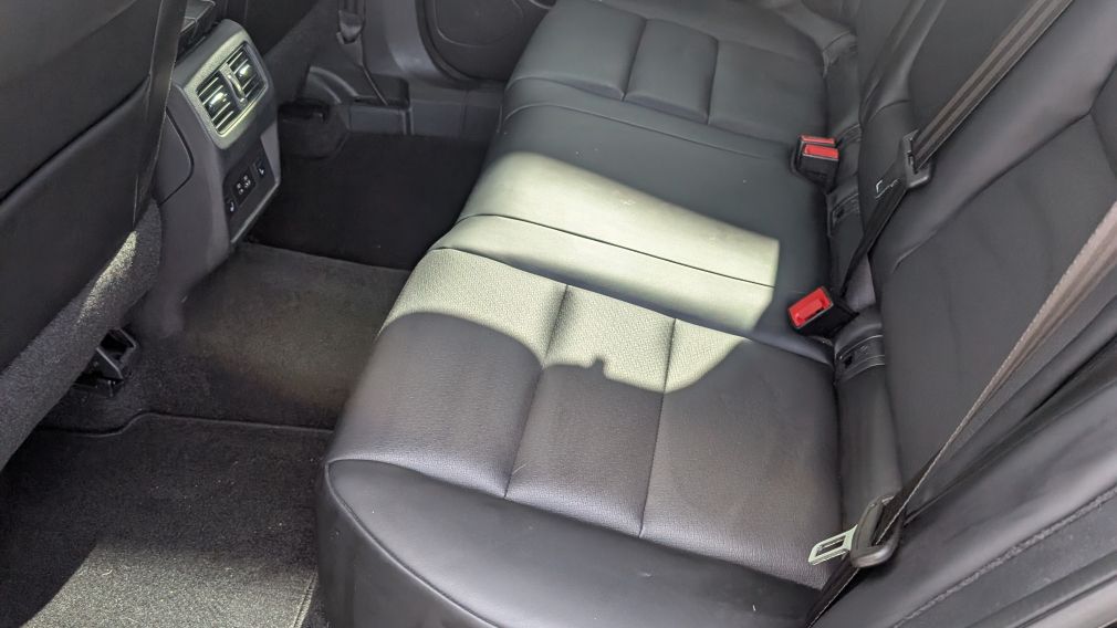 Nissan Rogue SV 2021 d&rsquo;occasion à vendre - 9