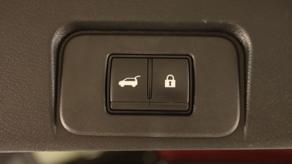 Nissan Rogue SL 2023 d&rsquo;occasion à vendre - 36