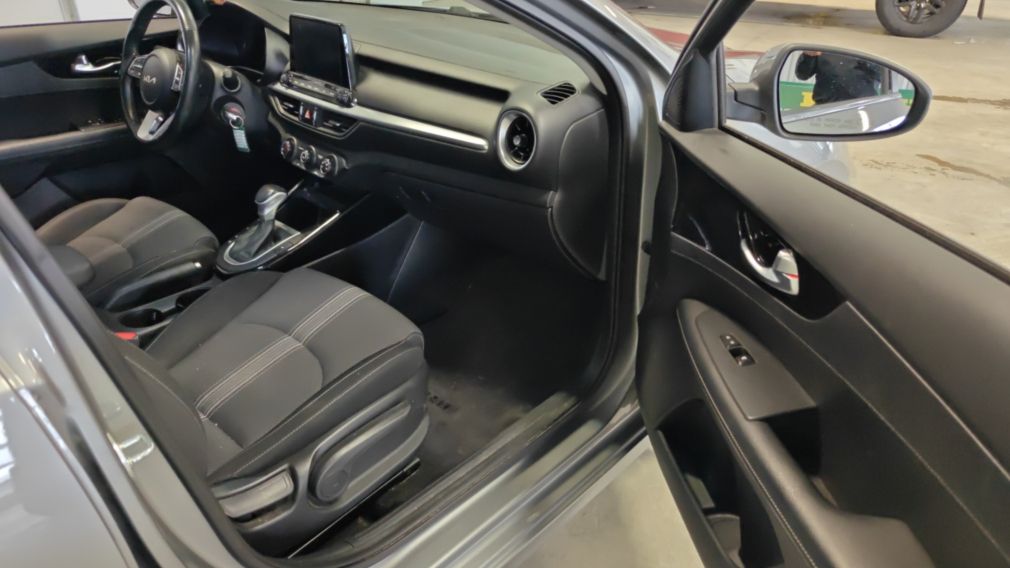 Kia Forte EX+ 2022 d&rsquo;occasion à vendre - 16