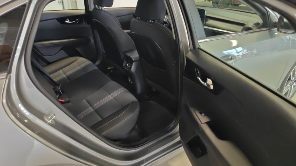 Kia Forte EX+ 2022 d&rsquo;occasion à vendre - 18