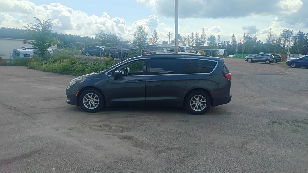 Chrysler Pacifica Touring 2019 d&rsquo;occasion à vendre - 4