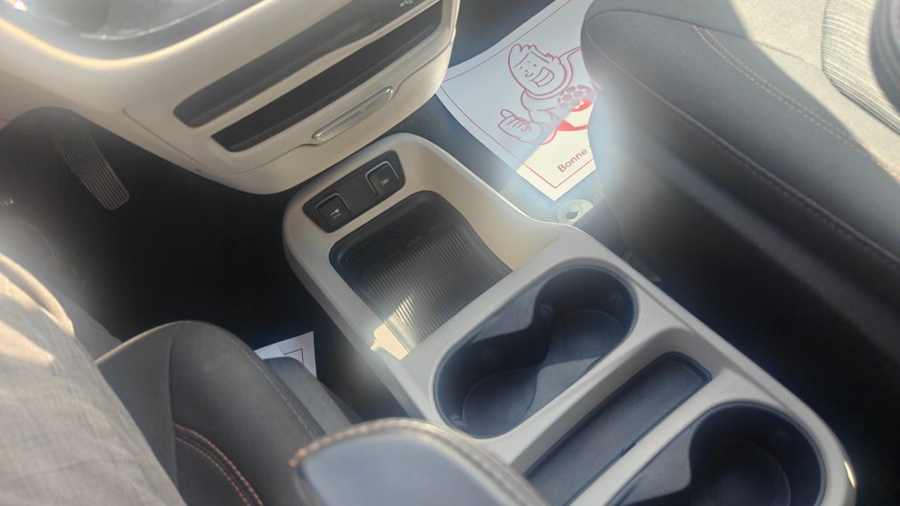 Chrysler Pacifica Touring 2019 d&rsquo;occasion à vendre - 14