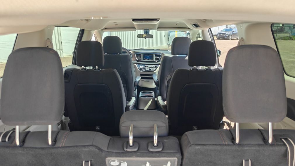 Chrysler Pacifica Touring 2019 d&rsquo;occasion à vendre - 18