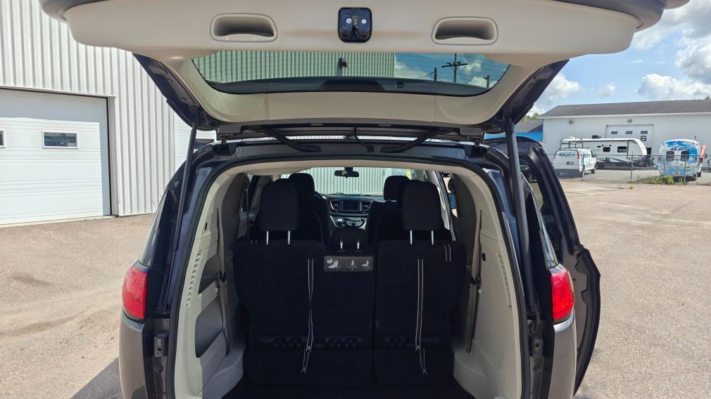 Chrysler Pacifica Touring 2019 d&rsquo;occasion à vendre - 20