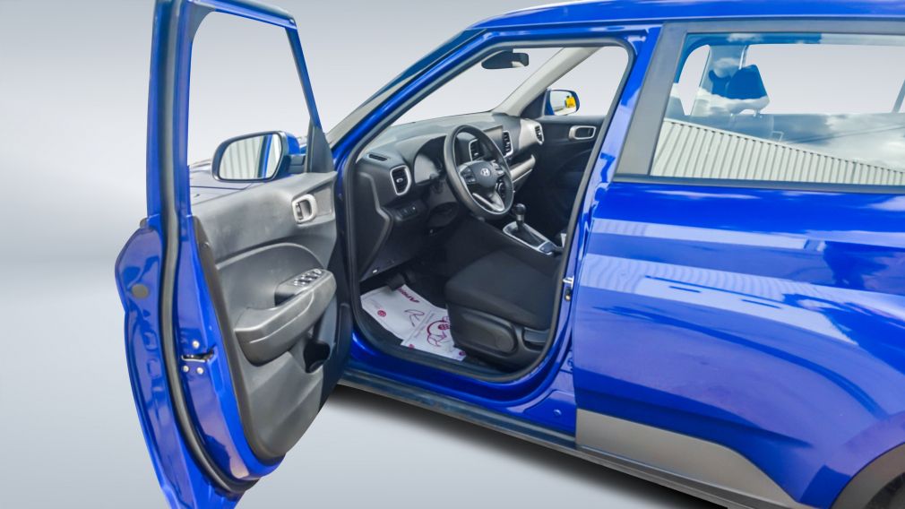 Hyundai Venue Essential 2023 à vendre à Trois-Rivières - 9