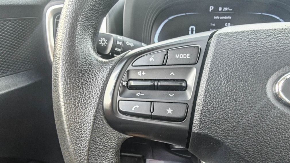 Hyundai Venue Essential 2023 à vendre à Trois-Rivières - 10
