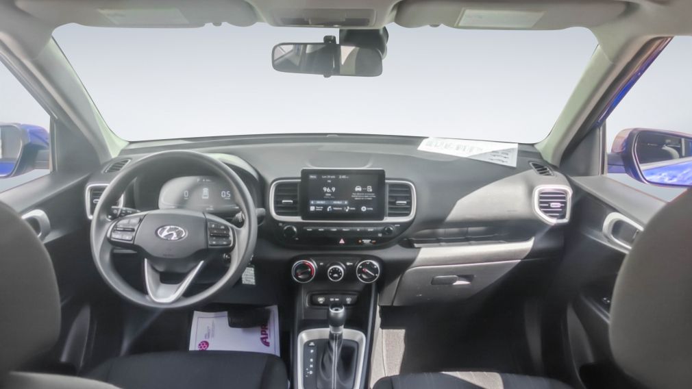 Hyundai Venue Essential 2023 à vendre à Trois-Rivières - 18
