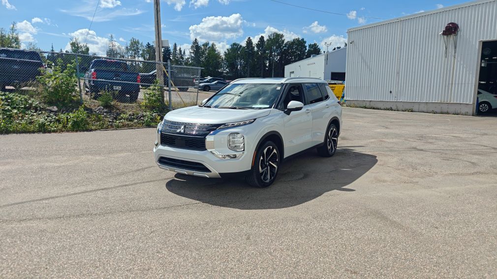 Mitsubishi Outlander SEL 2024 d&rsquo;occasion à vendre - 3