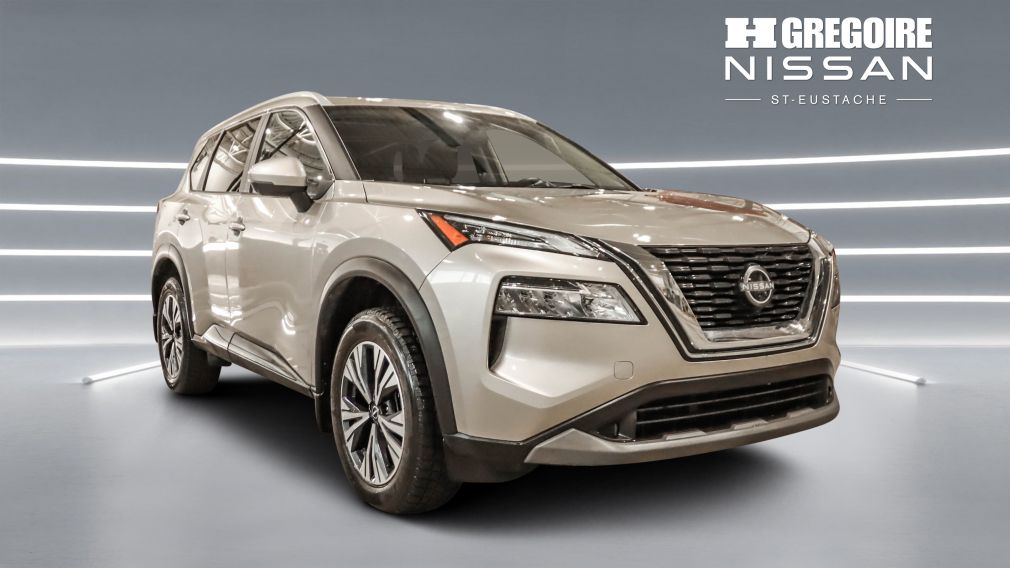 Nissan Rogue SV Moonroof