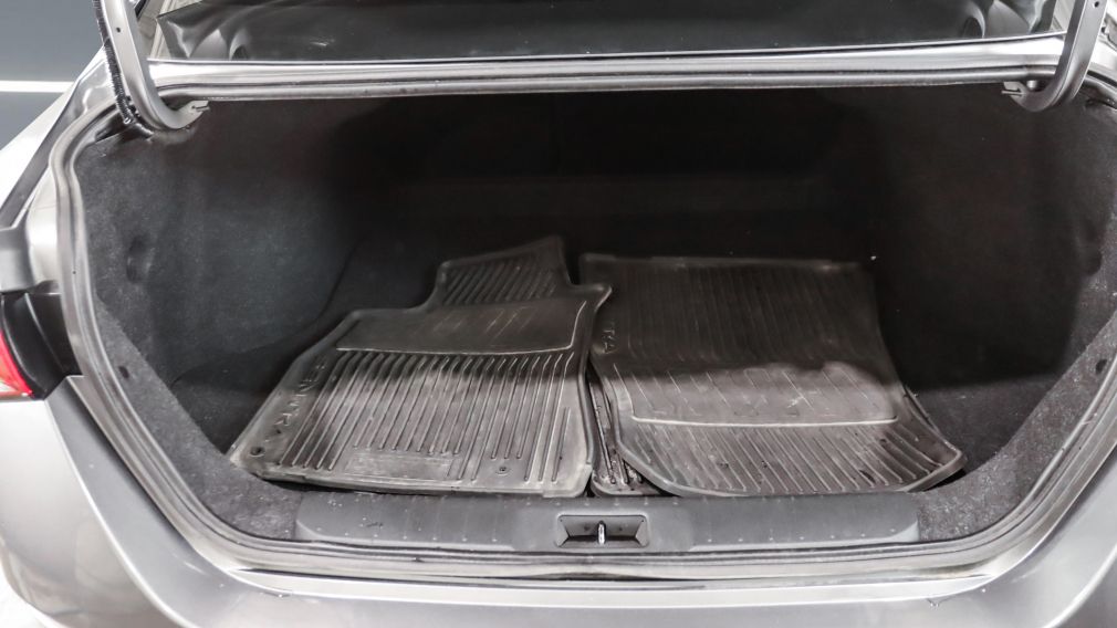 Nissan Sentra SR 2022 d&rsquo;occasion à vendre - 23