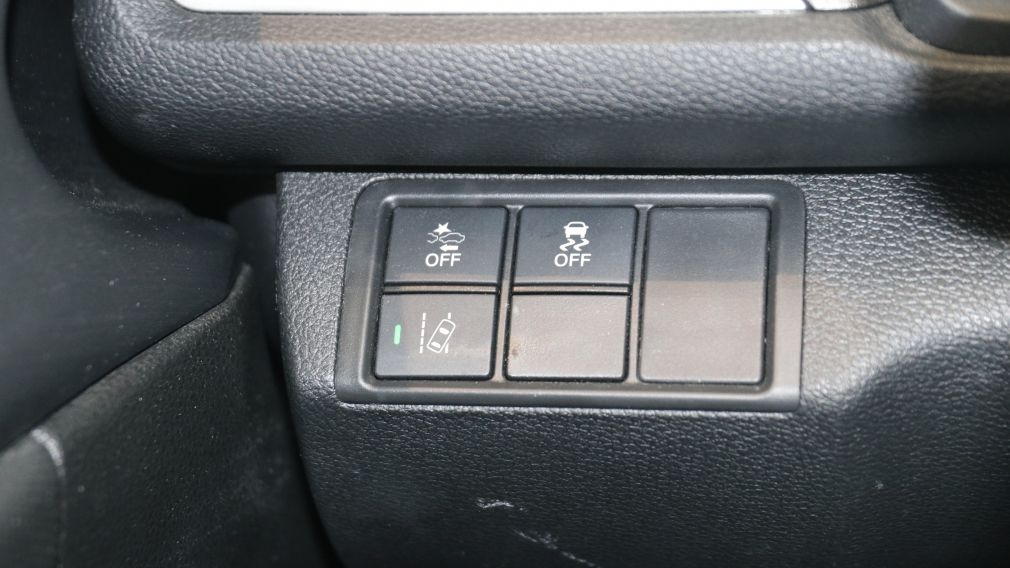 Honda Civic LX 2021 d&rsquo;occasion à vendre - 16