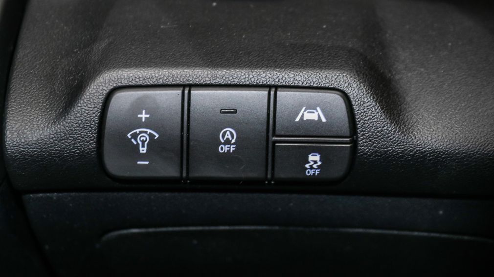 Hyundai Elantra Essential 2023 d&rsquo;occasion à vendre - 15