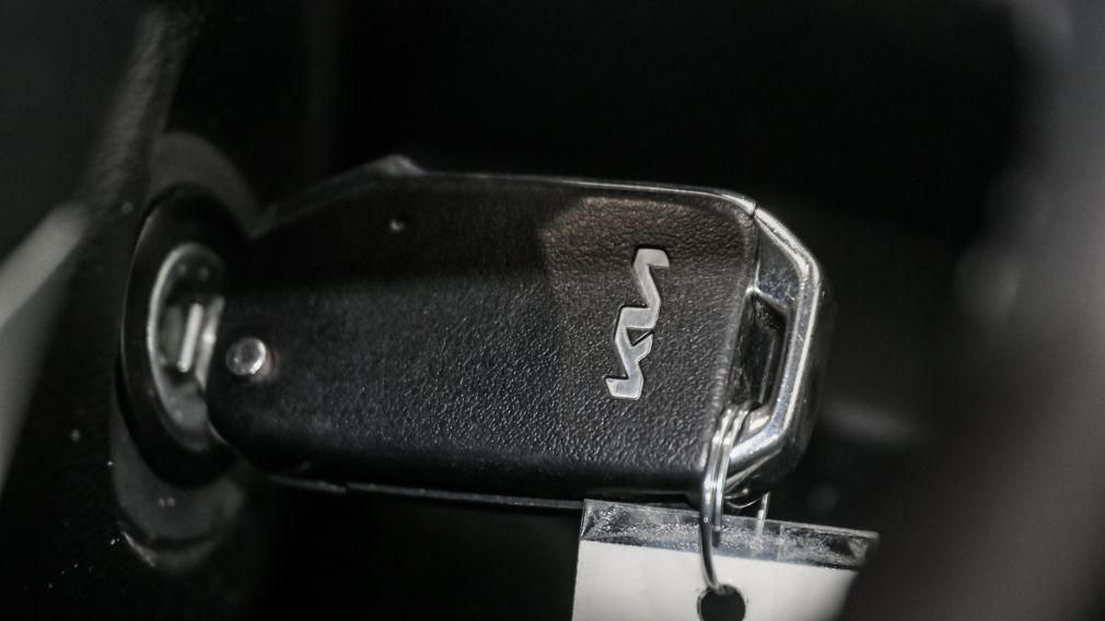 Kia Forte EX 2023 d&rsquo;occasion à vendre - 19