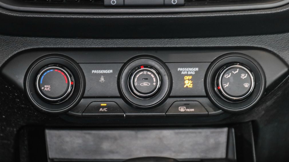 Kia Forte EX 2023 d&rsquo;occasion à vendre - 22