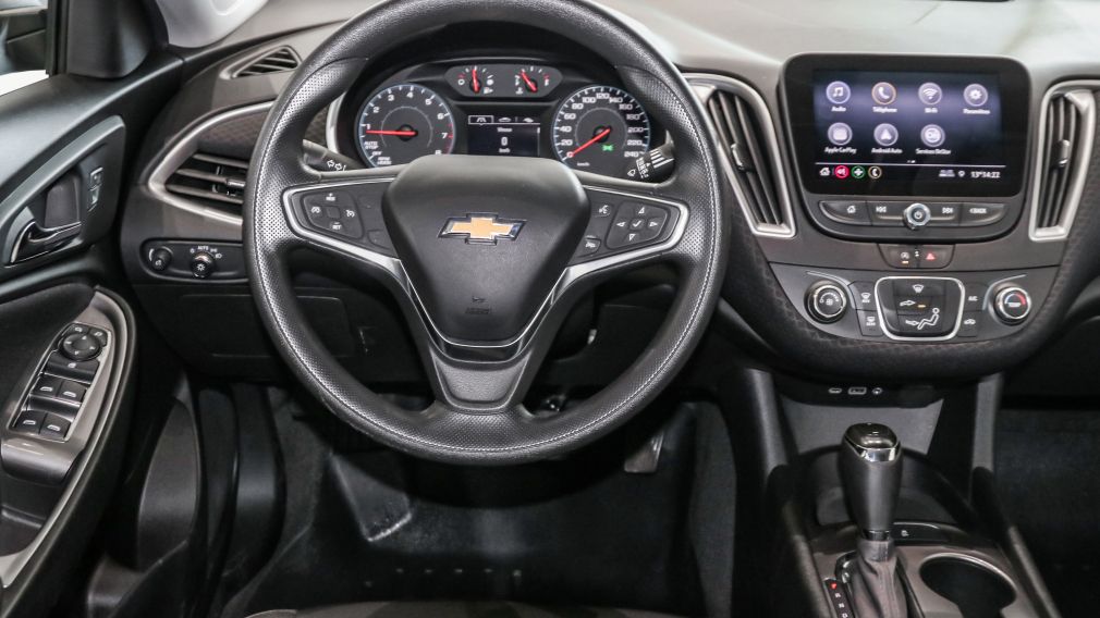 Chevrolet Malibu LS 2020 d&rsquo;occasion à vendre - 12