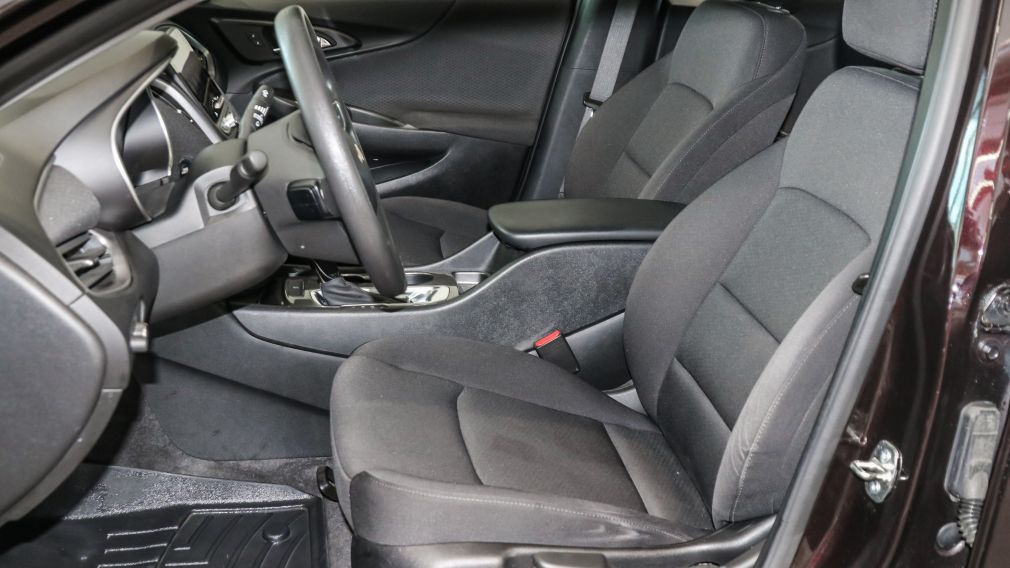 Chevrolet Malibu LS 2020 d&rsquo;occasion à vendre - 13