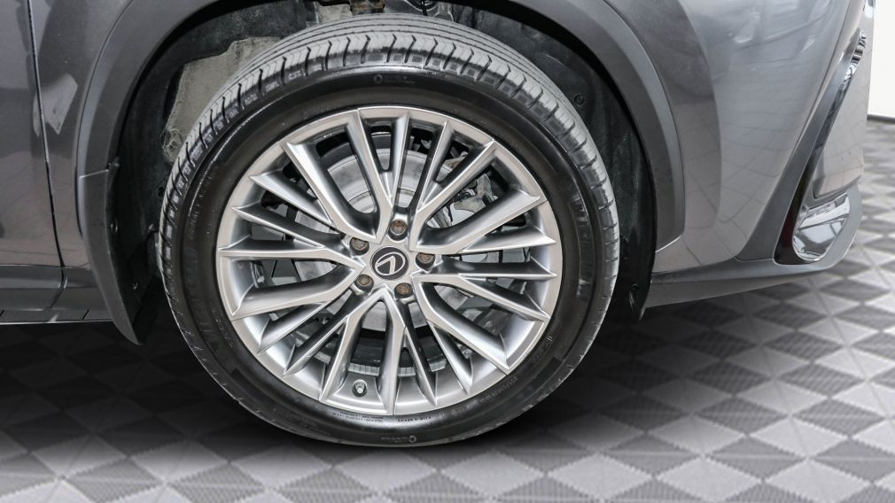 Lexus NX NX 350h 2023 d&rsquo;occasion à vendre - 32