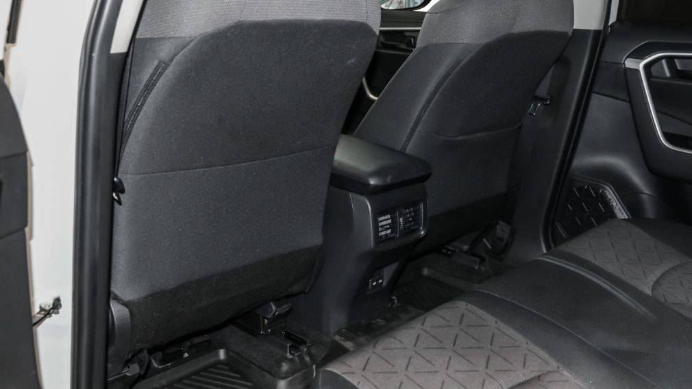 Toyota Rav 4 Hybrid LE 2024 d’occasion à vendre - 26