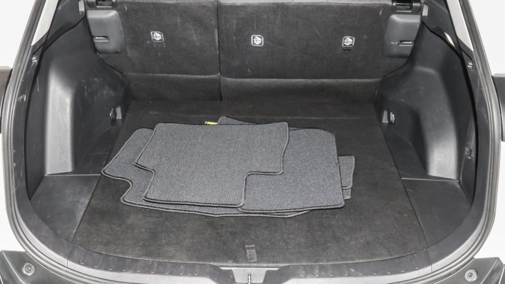 Toyota Rav 4 Hybrid LE 2024 d’occasion à vendre - 29